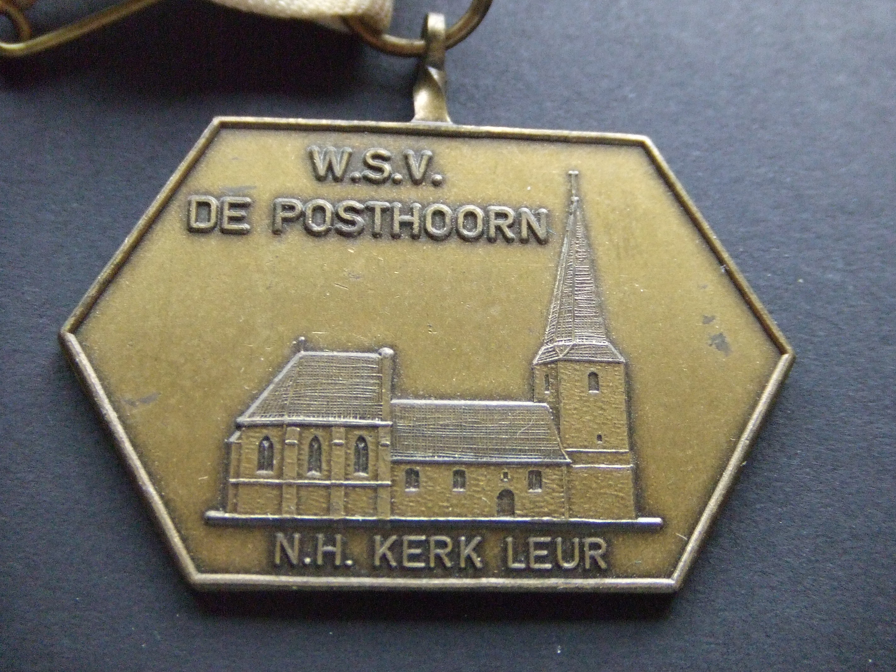 Wandelsportvereniging De Posthoorn Leur, land van Maas en Waal Gelderland NH kerk